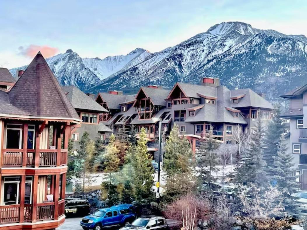 Falcon Crest Lodge 1 Bedroom Condo With Gym & Hot-Tubs & Mountain View Canmore Zewnętrze zdjęcie